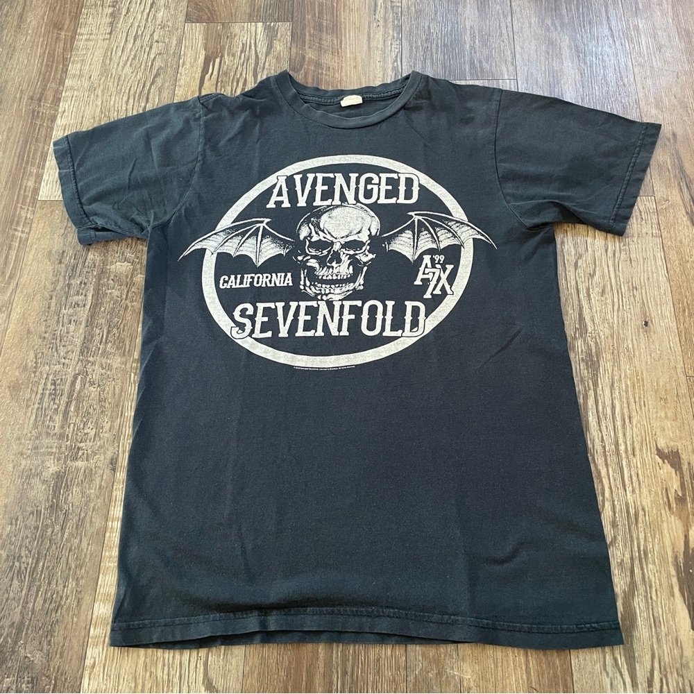 2013 Avenged Sevenfold skull tshirt S